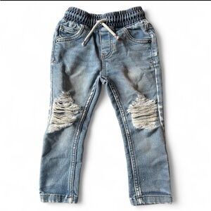 Cat & Jack Toddler Boys' Pull-On Distressed Denim Jogger Ripped Detail Jeans 2T